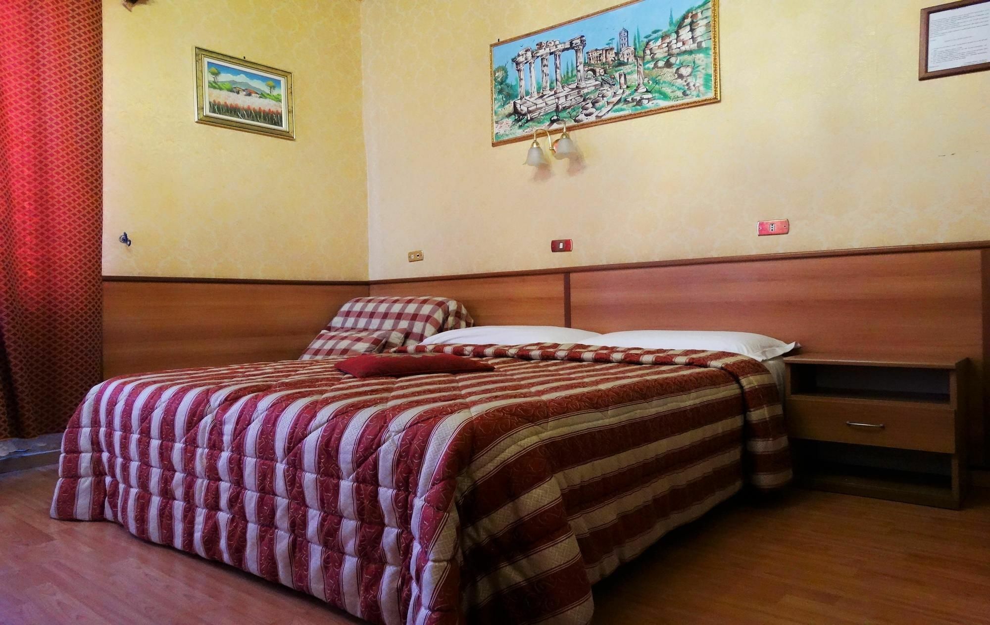Hotel Cristina Rome Extérieur photo